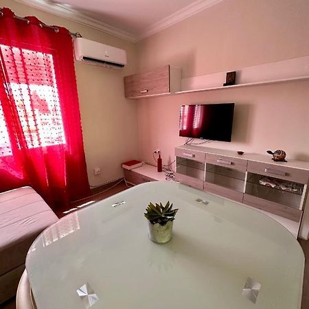 Precioso Apartamento 3 Dormitorios, Aire Acondicionado Menos 10 Min A Pie Feria Jerez De La Frontera Jerez de la Frontera Kültér fotó