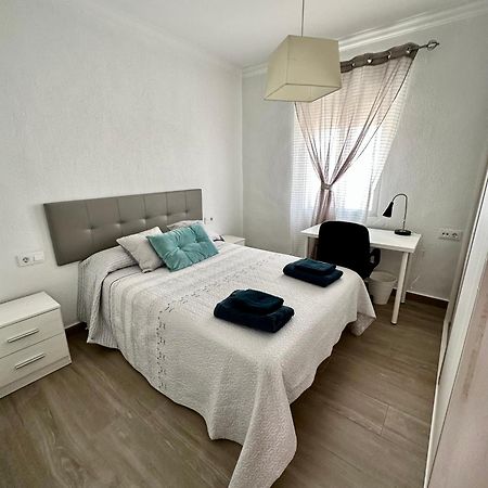 Precioso Apartamento 3 Dormitorios, Aire Acondicionado Menos 10 Min A Pie Feria Jerez De La Frontera Jerez de la Frontera Kültér fotó