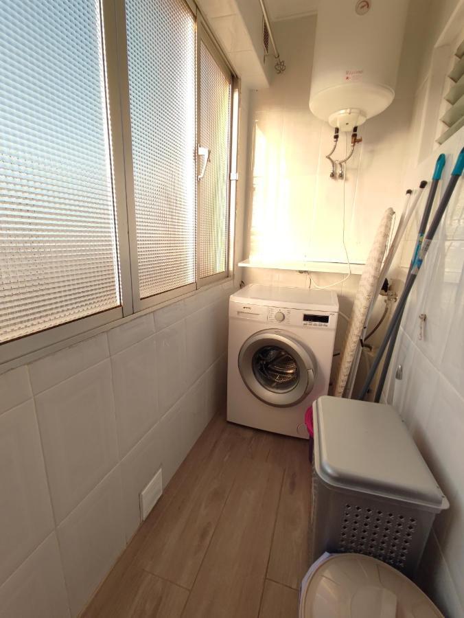 Precioso Apartamento 3 Dormitorios, Aire Acondicionado Menos 10 Min A Pie Feria Jerez De La Frontera Jerez de la Frontera Kültér fotó