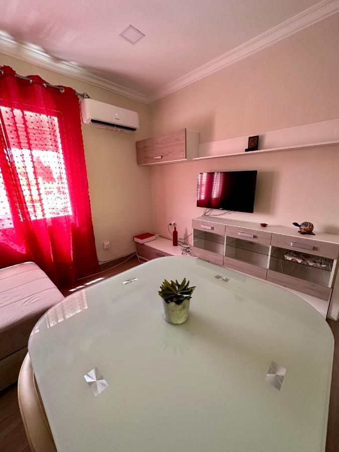 Precioso Apartamento 3 Dormitorios, Aire Acondicionado Menos 10 Min A Pie Feria Jerez De La Frontera Jerez de la Frontera Kültér fotó