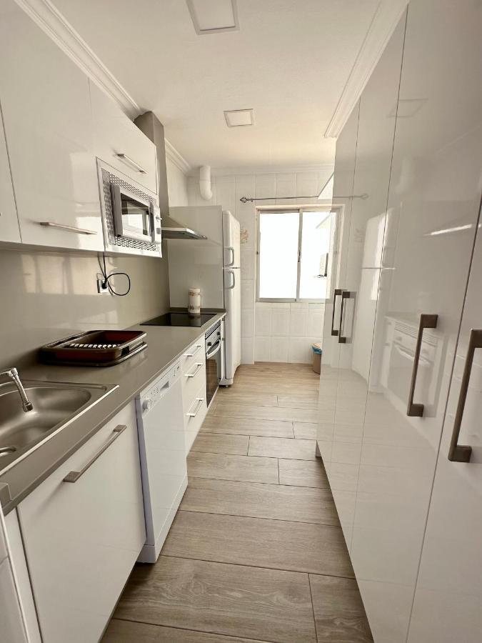 Precioso Apartamento 3 Dormitorios, Aire Acondicionado Menos 10 Min A Pie Feria Jerez De La Frontera Jerez de la Frontera Kültér fotó