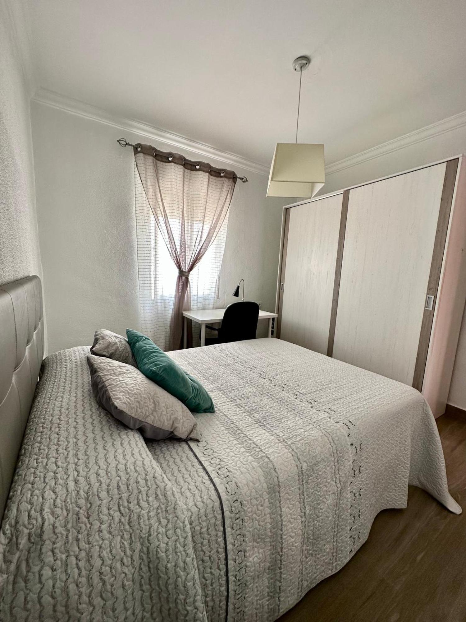 Precioso Apartamento 3 Dormitorios, Aire Acondicionado Menos 10 Min A Pie Feria Jerez De La Frontera Jerez de la Frontera Kültér fotó